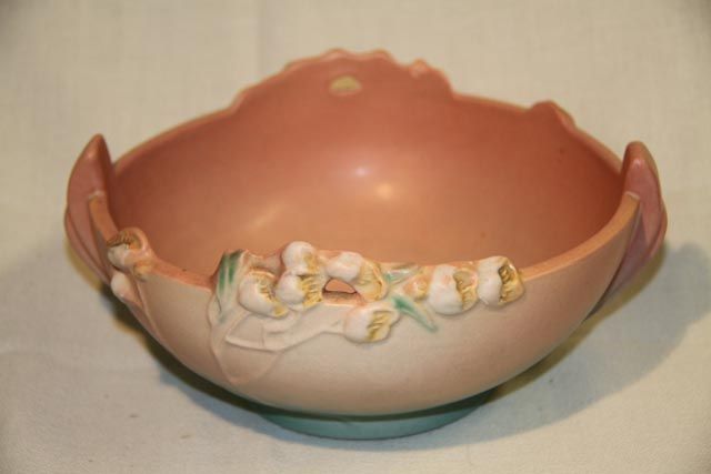 Roseville Ixia Bowl Roseville Ixia Bowl
