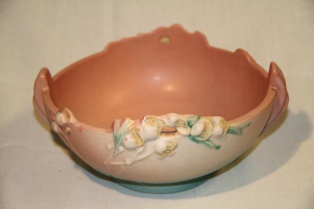 Roseville Ixia Bowl Roseville Ixia Bowl