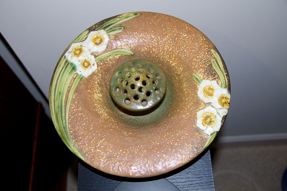 Roseville Jonquil Console bowl with built in frog Roseville Jonquil Console bowl with built in frog