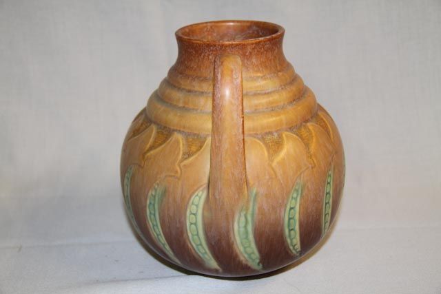 Roseville Falline bulbous vase Roseville Falline bulbous vase