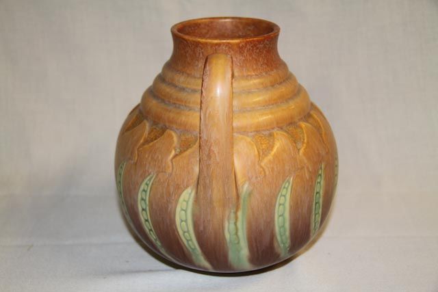 Roseville Falline bulbous vase Roseville Falline bulbous vase
