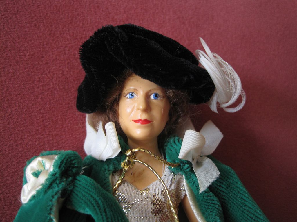 Peggy Nisbet Queen Elizabeth II doll Peggy Nisbet Queen Elizabeth II doll