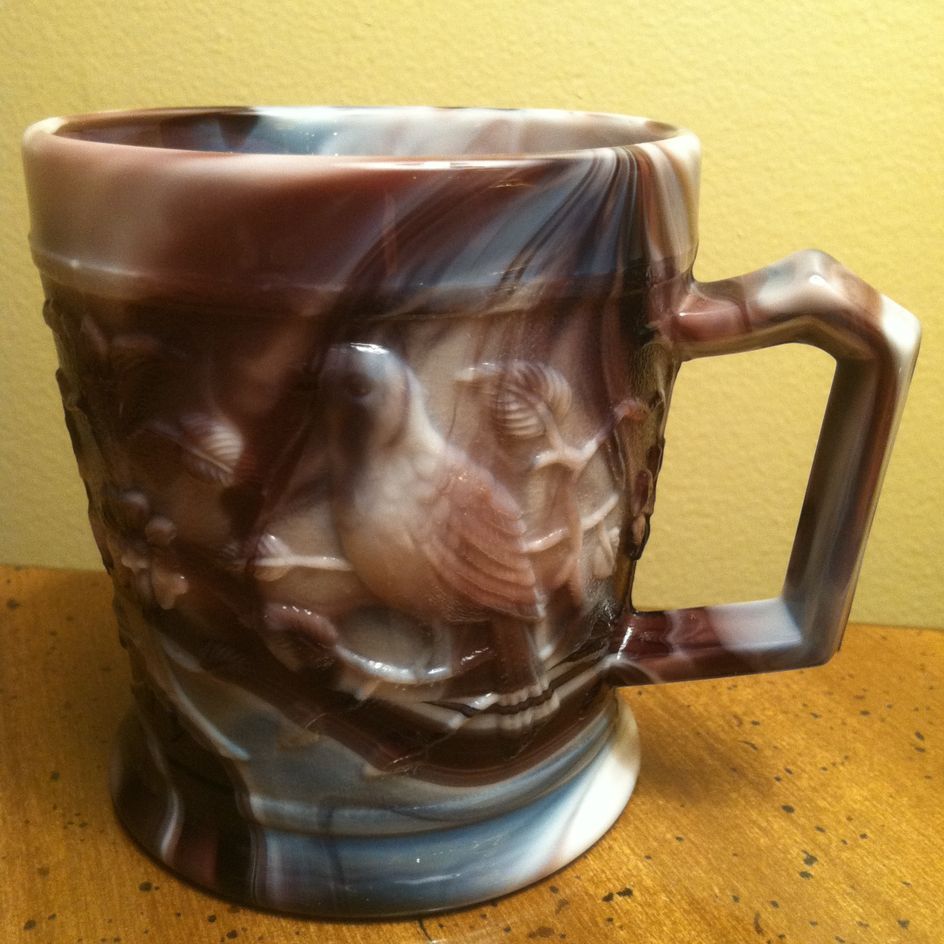 Imperial Purple Slag Robin Mug Imperial Purple Slag Robin Mug