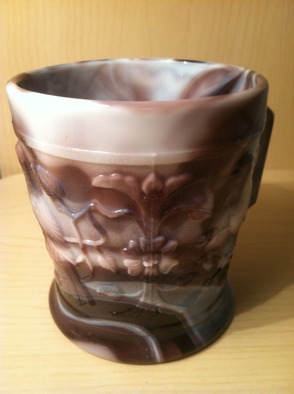 Imperial Purple Slag Robin Mug Imperial Purple Slag Robin Mug