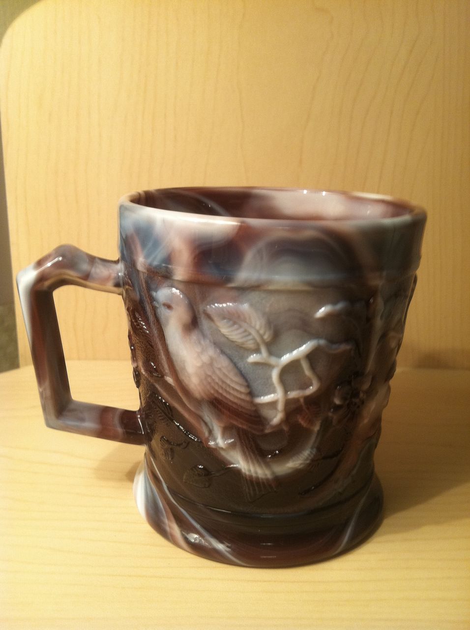 Imperial Purple Slag Robin Mug Imperial Purple Slag Robin Mug