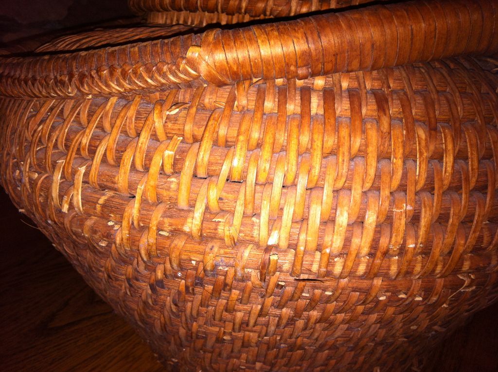 Beautifully Woven Rare Snake Charmers Basket Beautifully Woven Rare Snake Charmers Basket