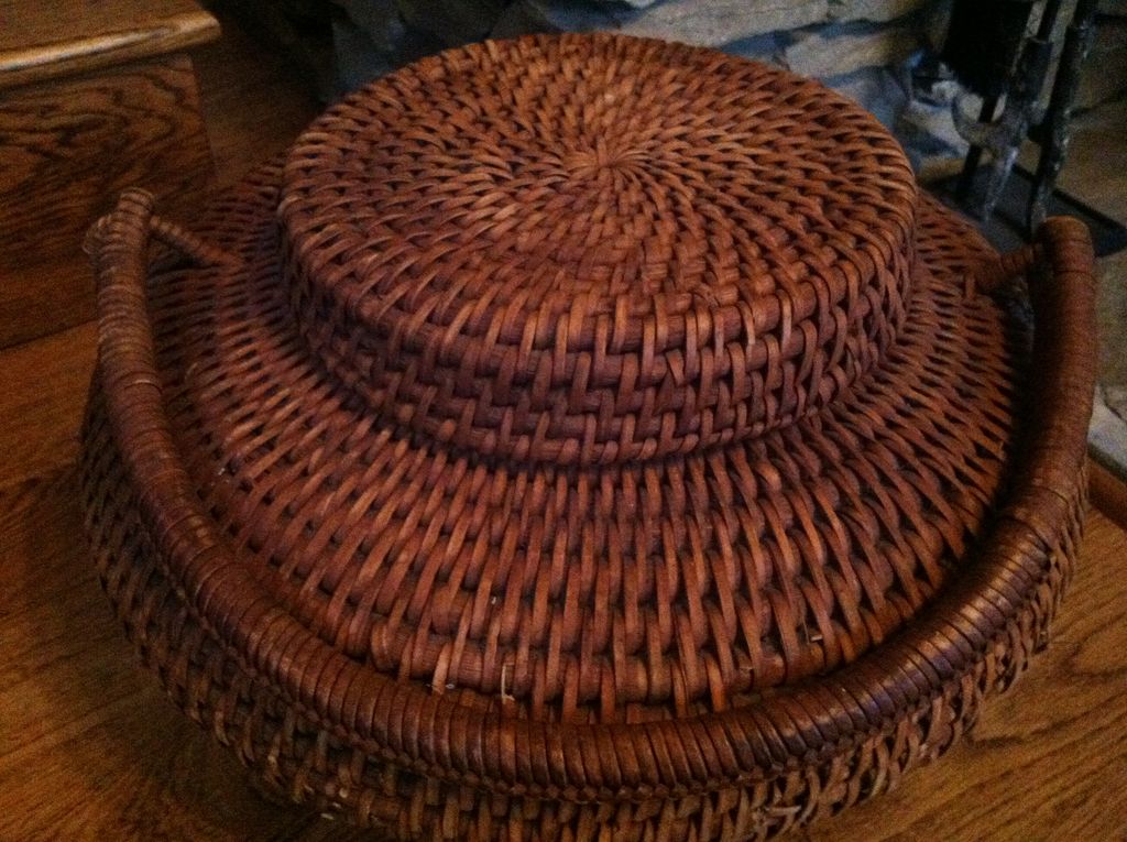 Beautifully Woven Rare Snake Charmers Basket Beautifully Woven Rare Snake Charmers Basket
