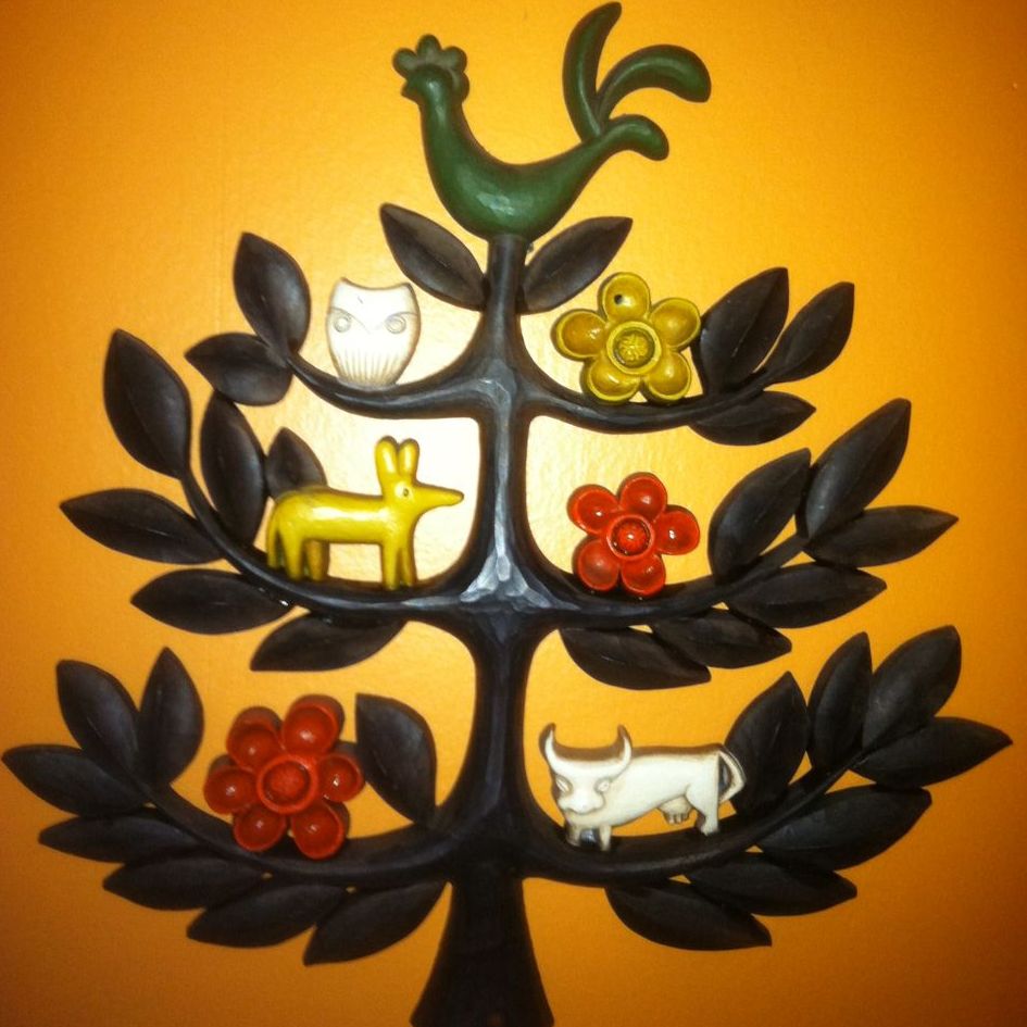 Homco Folk Art Set Tree of Life Dated 1963 Made in USA Homco Folk Art Set Tree of Life Dated 1963 Made in USA
