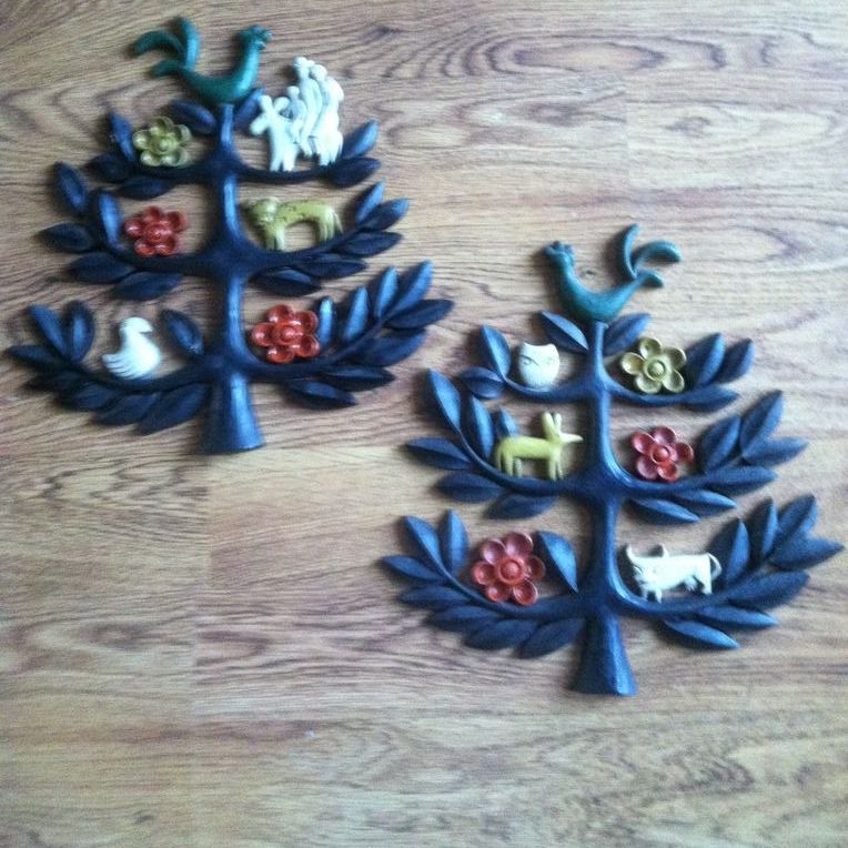 Homco Folk Art Set Tree of Life Dated 1963 Made in USA Homco Folk Art Set Tree of Life Dated 1963 Made in USA