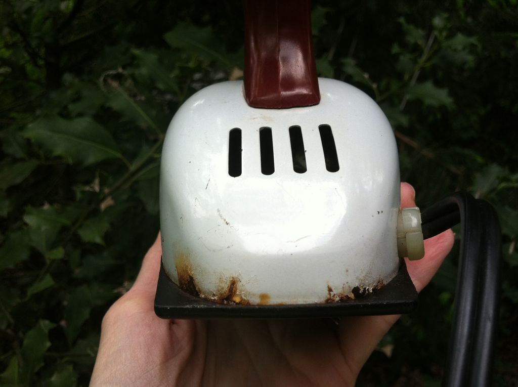 Vintage Cadillac Kitchen Hand Mixer Vintage Cadillac Kitchen Hand Mixer