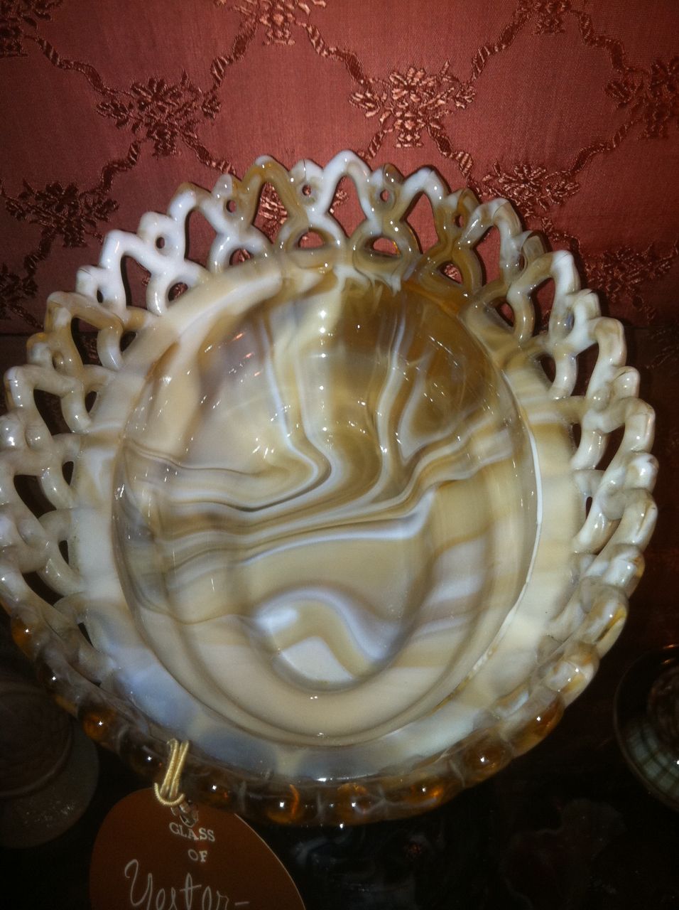 Marked Imperial Caramel Slag Lion Dish with original tag of Yester Years Marked Imperial Caramel Slag Lion Dish with original tag of Yester Years