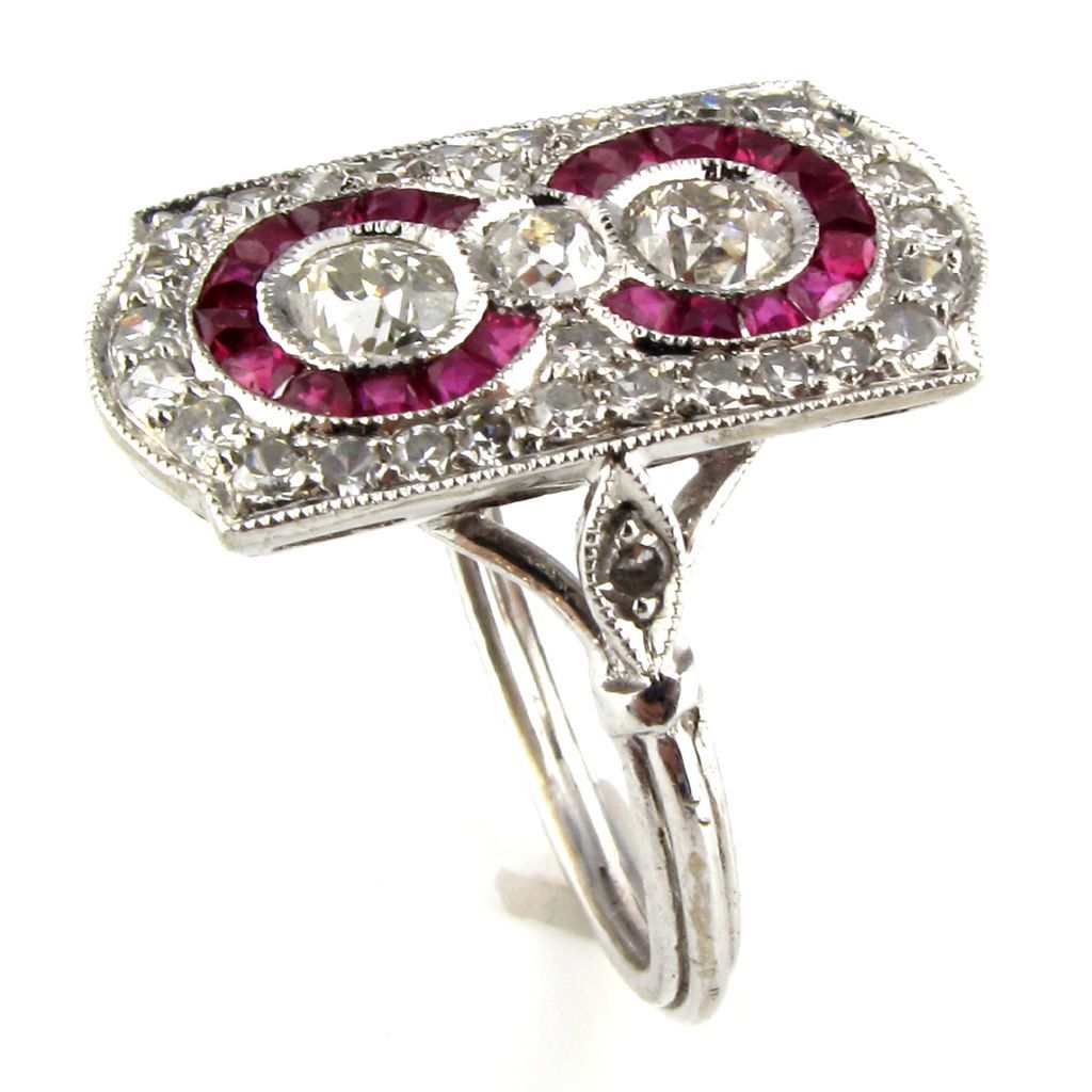 Vintage Art Deco Diamond & Ruby Ring Vintage Art Deco Diamond & Ruby Ring