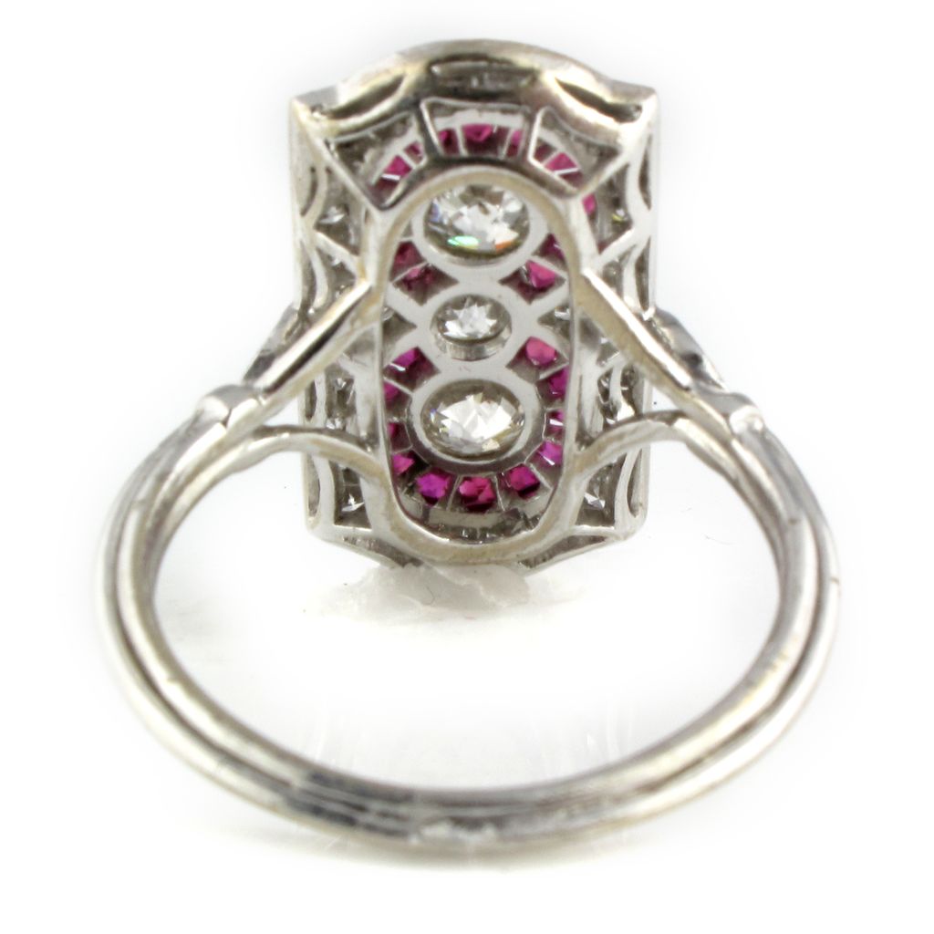 Vintage Art Deco Diamond & Ruby Ring Vintage Art Deco Diamond & Ruby Ring