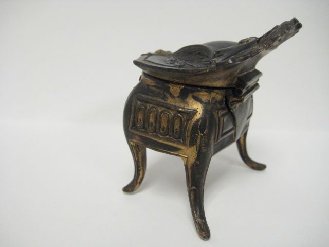 Vintage Metal Jewel Box Vintage Metal Jewel Box