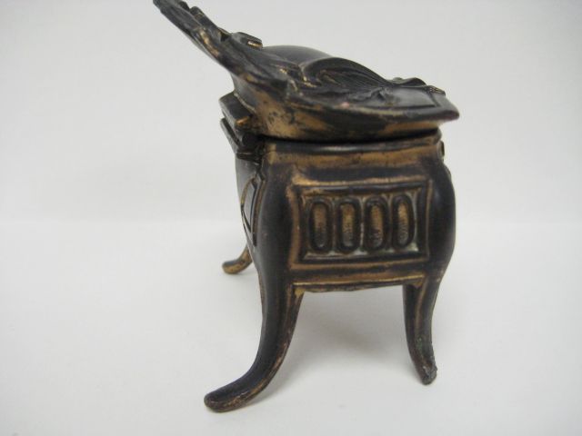 Vintage Metal Jewel Box Vintage Metal Jewel Box