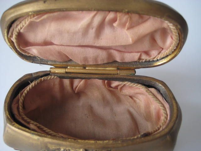 Nouveau Trinket Ring Box Nouveau Trinket Ring Box
