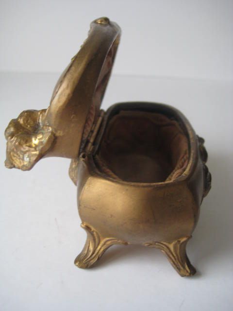 Nouveau Trinket Ring Box Nouveau Trinket Ring Box