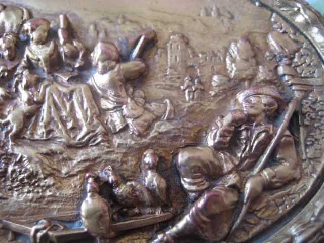 Bronze-Plated Metal Jewel Box w/ Scene Bronze-Plated Metal Jewel Box w/ Scene