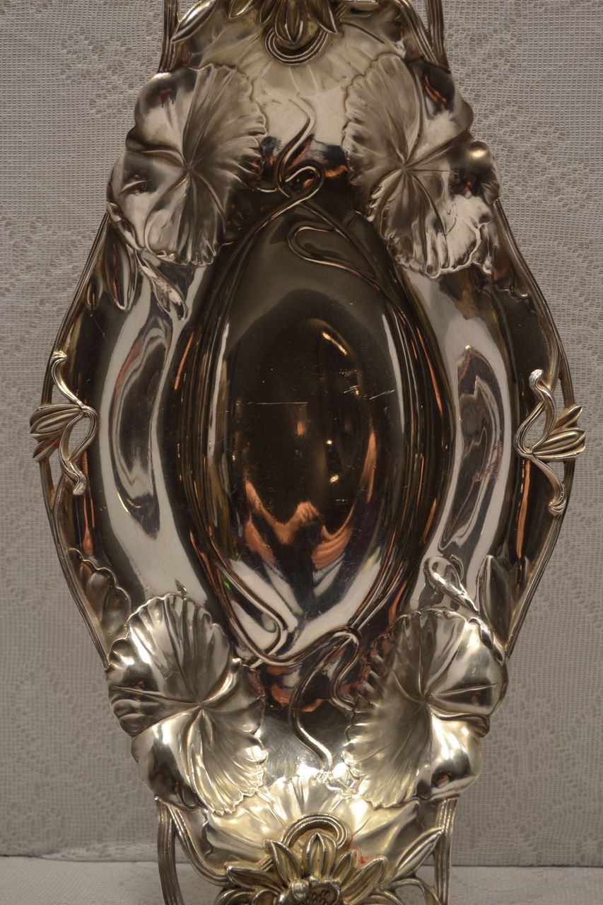 Stunning Exquisite Art Nouveau Quadruple Silver Plated Floral Server Tray Signed C. 1884 Stunning Exquisite Art Nouveau Quadruple Silver Plated Floral Server Tray Signed C. 1884