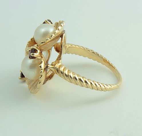 14 kt yellow gold Pearl & Ruby ring 14 kt yellow gold Pearl & Ruby ring