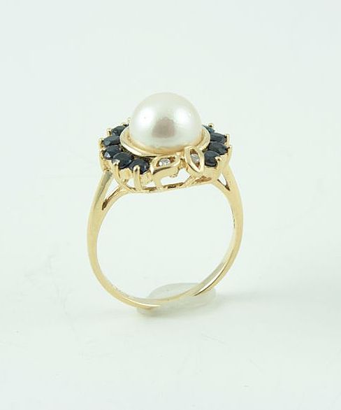 14 kt Gold Sapphires Diamonds Akoya Cultured Pearls 14 kt Gold Sapphires Diamonds Akoya Cultured Pearls
