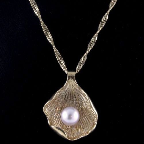 Matchless Olivia Stuard 18 KT. Gold Vermeil Necklace Matchless Olivia Stuard 18 KT. Gold Vermeil Necklace