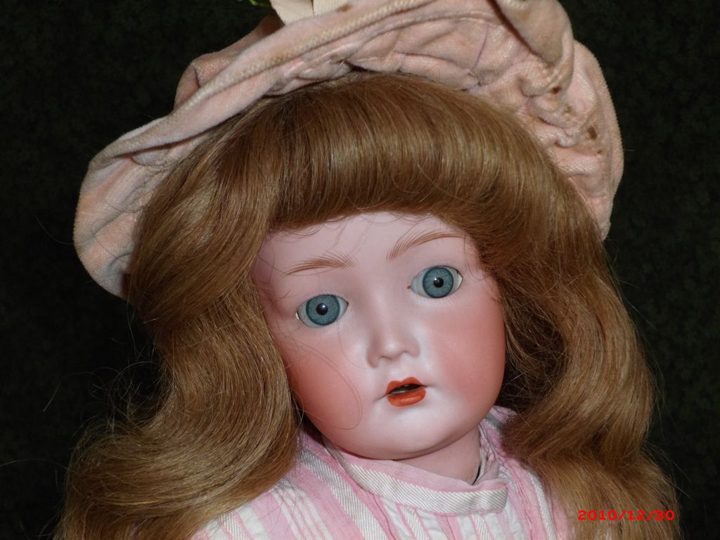 Wonderful 117N Character Look-A-Like by COD Wonderful 117N Character Look-A-Like by COD