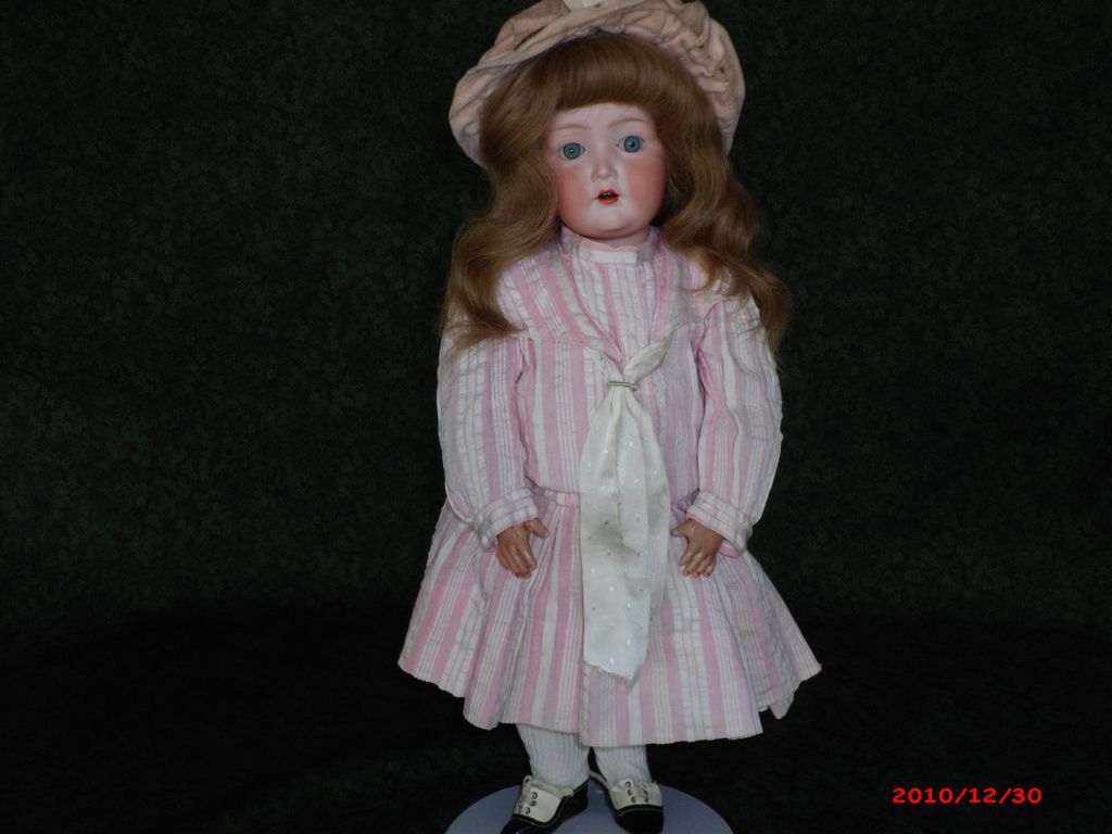 Wonderful 117N Character Look-A-Like by COD Wonderful 117N Character Look-A-Like by COD