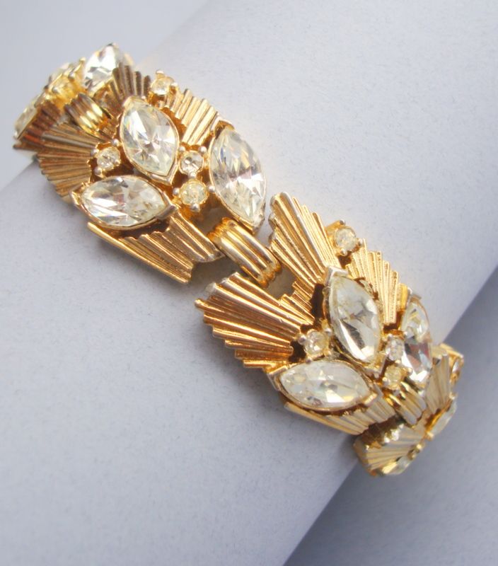 CROWN TRIFARI Glamorous Gold Coloured Metal Bracelet with Clear Marquis and Chaton Rhinestones CROWN TRIFARI Glamorous Gold Coloured Metal Bracelet with Clear Marquis and Chaton Rhinestones