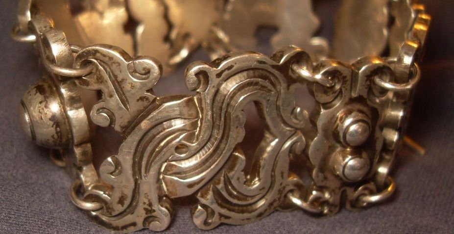 Vintage Sterling Silver 980 Bracelet Vintage Sterling Silver 980 Bracelet