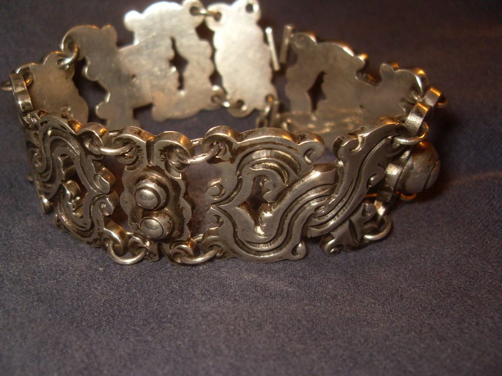 Vintage Sterling Silver 980 Bracelet Vintage Sterling Silver 980 Bracelet