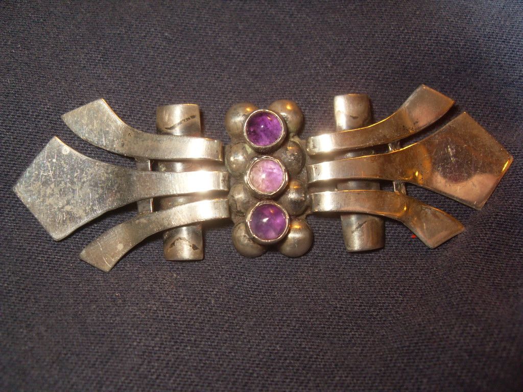 Mexican Vintage Sterling Silver and Amethyst Fleur de Lis Pin Mexican Vintage Sterling Silver and Amethyst Fleur de Lis Pin