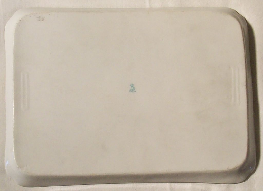 ES Erdmann Schlegelmilch Prufsia Prussia Porcelain Dresser Tray ES Erdmann Schlegelmilch Prufsia Prussia Porcelain Dresser Tray