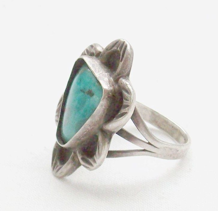 Vintage Southwestern Sterling Natural Turquoise Ring - Size 9 1/2 - Circa 1950 Vintage Southwestern Sterling Natural Turquoise Ring - Size 9 1/2 - Circa 1950