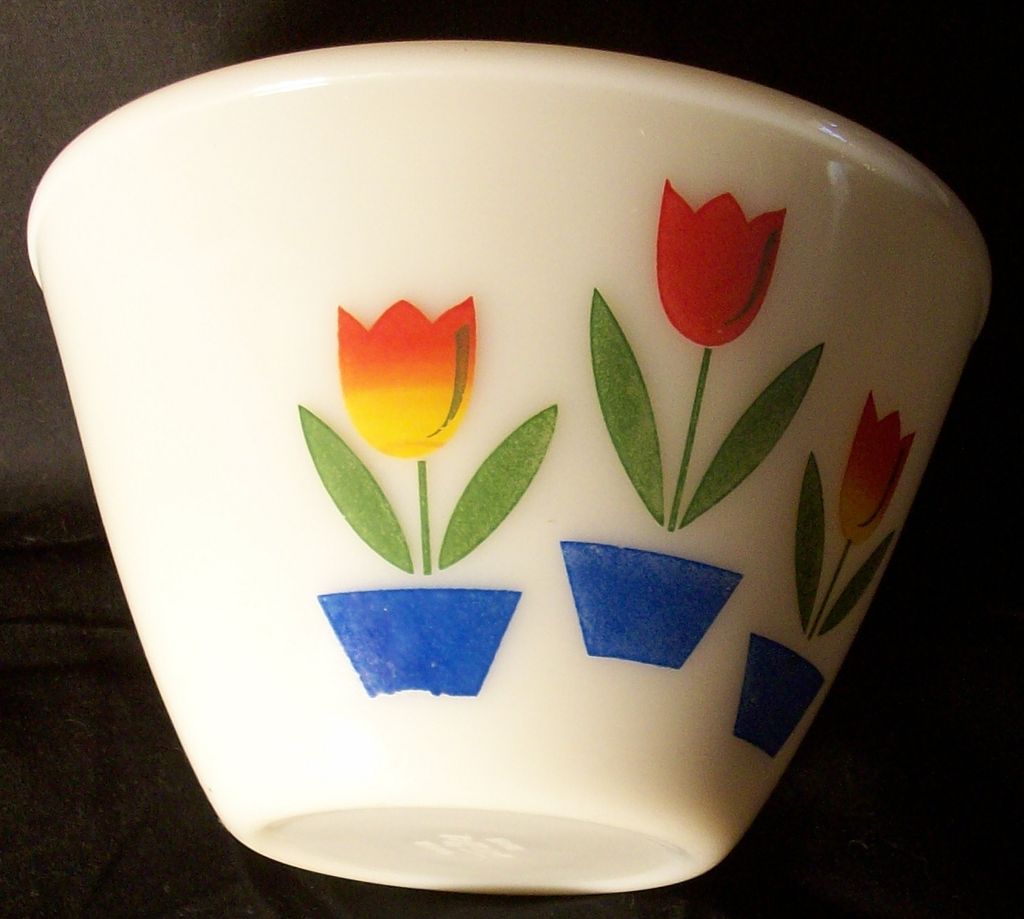 Fire King 1950's Tulips Bowl - Anchor Hocking Fire King 1950's Tulips Bowl - Anchor Hocking