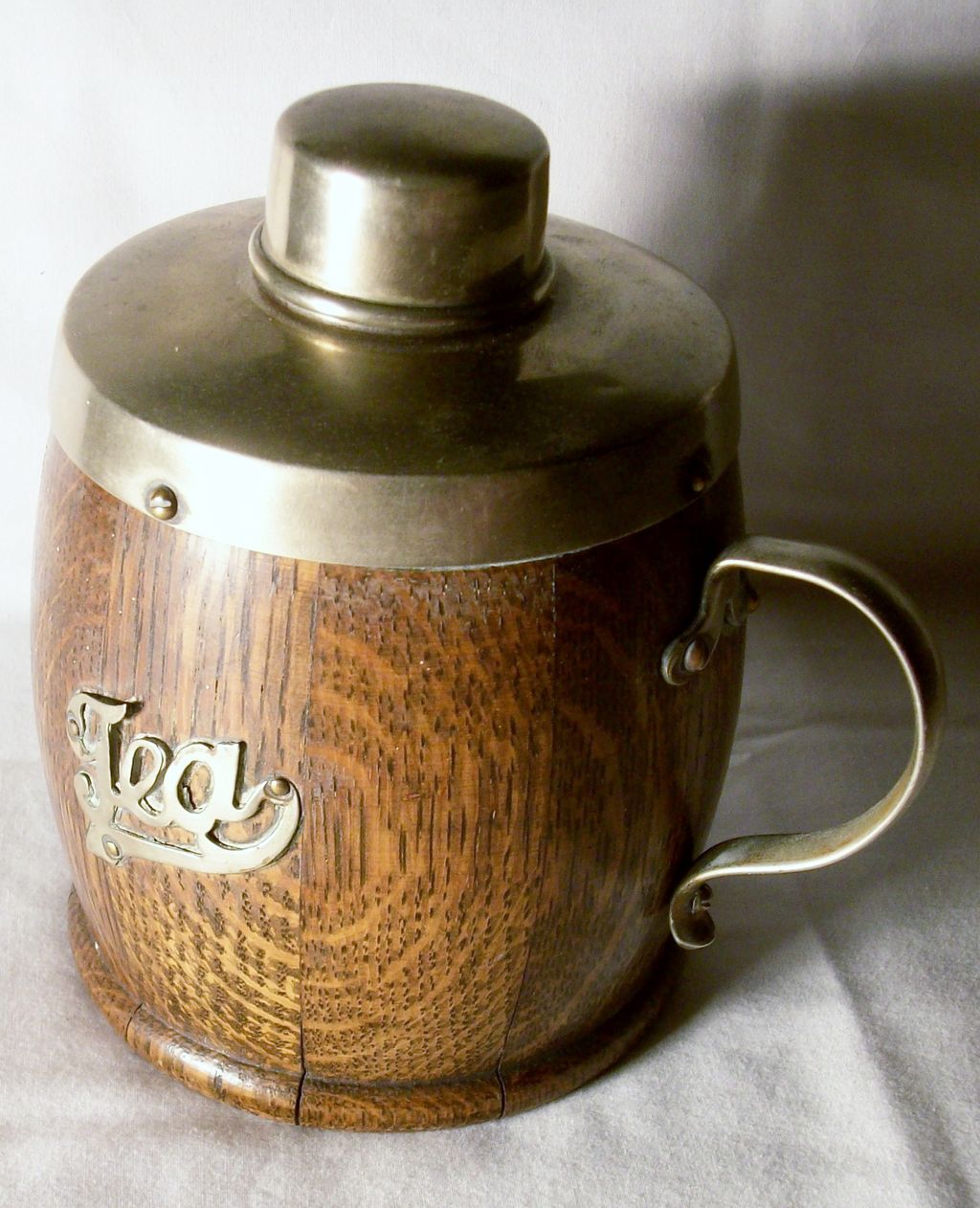 1930 English Coopered Oak Tea Caddy 1930 English Coopered Oak Tea Caddy