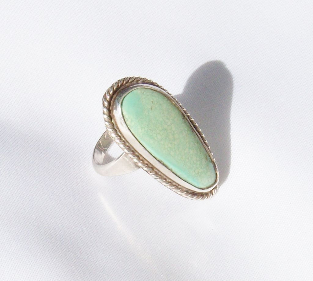Pale Green Vintage Turquoise Southwestern Silver Ring - Size 5 1/4 Pale Green Vintage Turquoise Southwestern Silver Ring - Size 5 1/4