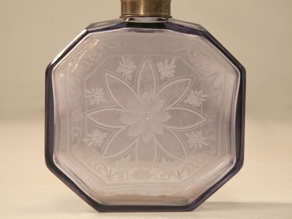 Antique French Thistle Colored Glass Perfume Decanter w/Engraved Decorations Antique French Thistle Colored Glass Perfume Decanter w/Engraved Decorations
