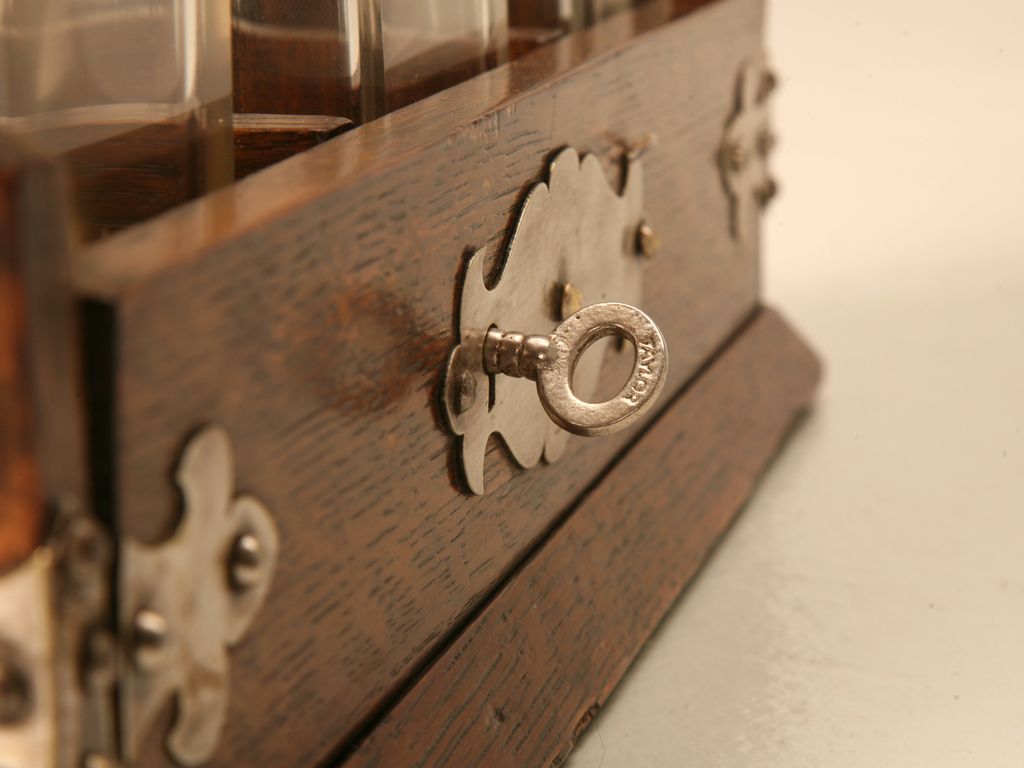 Original Antique English Oak & Hand-Cut Crystal Locking Tantalus w/Key Original Antique English Oak & Hand-Cut Crystal Locking Tantalus w/Key