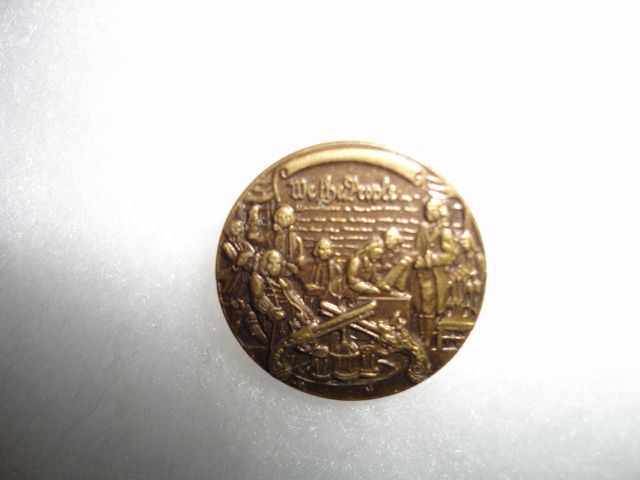 Vintage NRA Right to Bear Arms Declaration of Independence Flintlock Pistols Pin Vintage NRA Right to Bear Arms Declaration of Independence Flintlock Pistols Pin