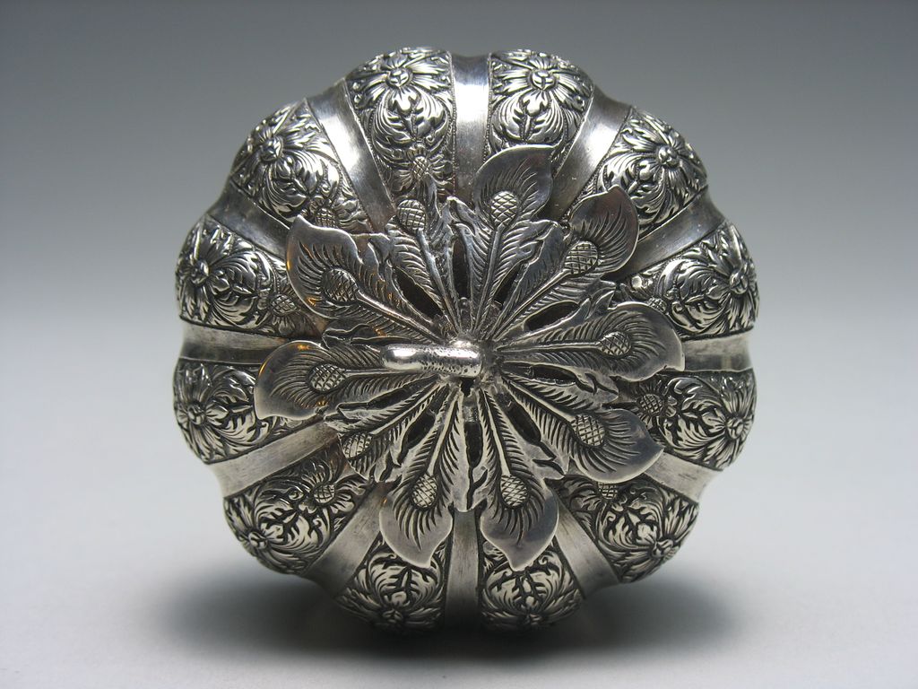 Antique Southeast Asian Silver Betel Nut Repousse Box Antique Southeast Asian Silver Betel Nut Repousse Box