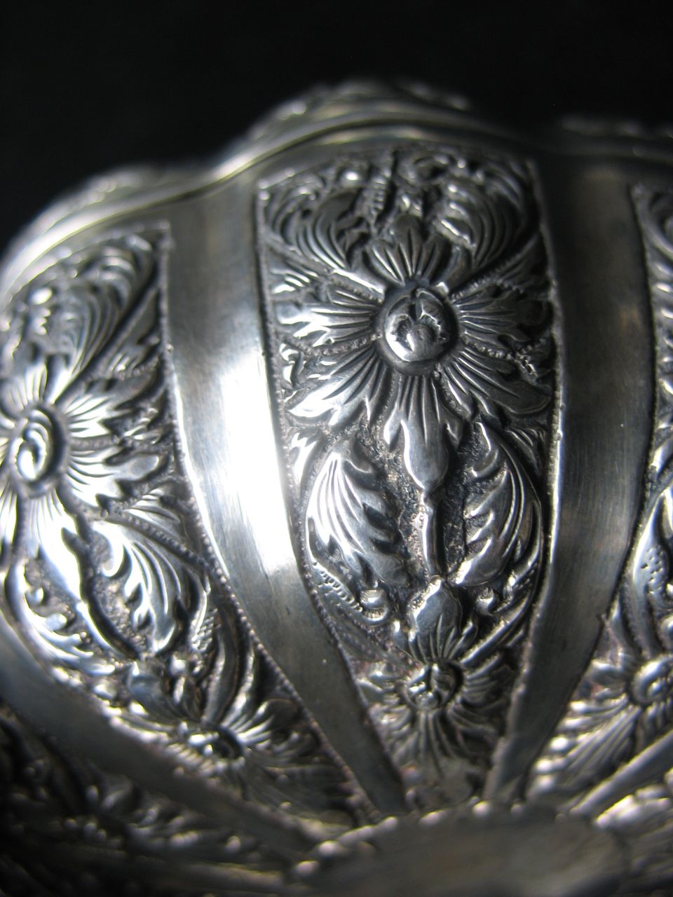 Antique Southeast Asian Silver Betel Nut Repousse Box Antique Southeast Asian Silver Betel Nut Repousse Box