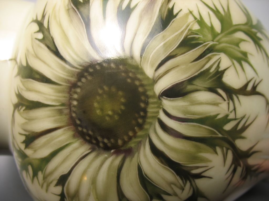 Vintage Hand Painted Thomas Ivory Bavaria Silberdistel Thistle Vases ca 1940s Vintage Hand Painted Thomas Ivory Bavaria Silberdistel Thistle Vases ca 1940s