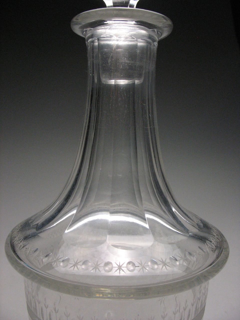 19th Century Federal Period Neoclassical Glass Decanter 19th Century Federal Period Neoclassical Glass Decanter