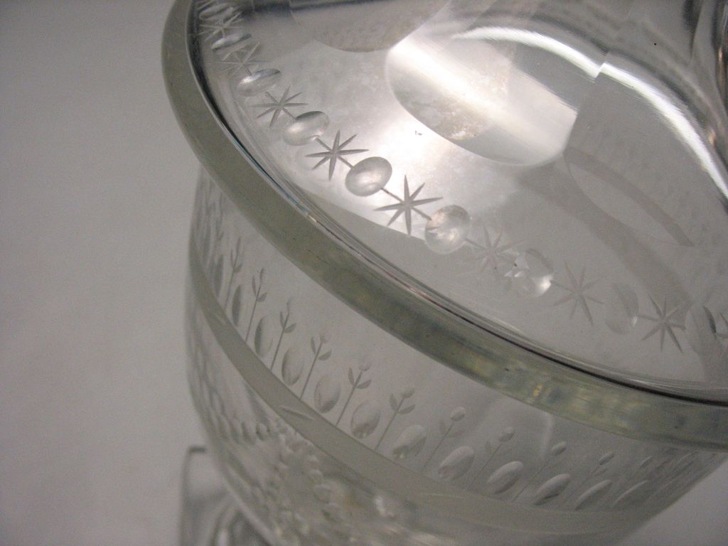 19th Century Federal Period Neoclassical Glass Decanter 19th Century Federal Period Neoclassical Glass Decanter