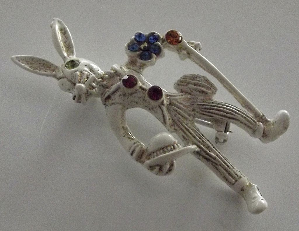 Dapper White Rabbit or Hare Pin Dapper White Rabbit or Hare Pin