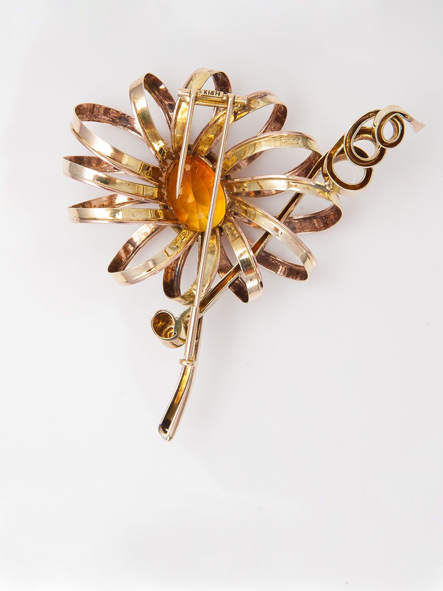 Vintage 14K tri colored gold, citrine and diamond brooch 1970's Vintage 14K tri colored gold, citrine and diamond brooch 1970's