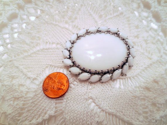 Vintage Milk Glass Rhinestone brooch Vintage jewelry costume jewellery Vintage Milk Glass Rhinestone brooch Vintage jewelry costume jewellery