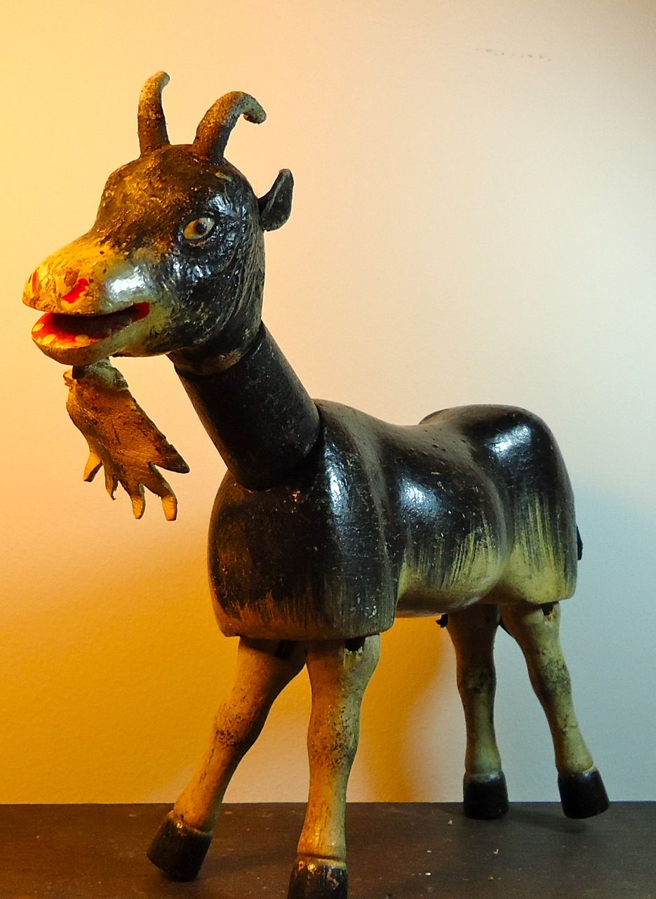 Schoenhut Painted Eye Goat Schoenhut Painted Eye Goat