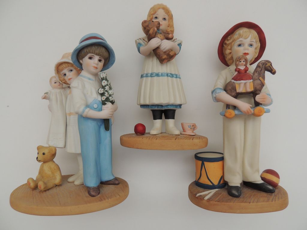 Three Jan Hagara Figurines Three Jan Hagara Figurines